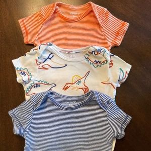 Carter’s 3-6M Striped 3pc Onsie Set
